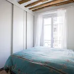 Design Apartment With View On The St-Martin Canal